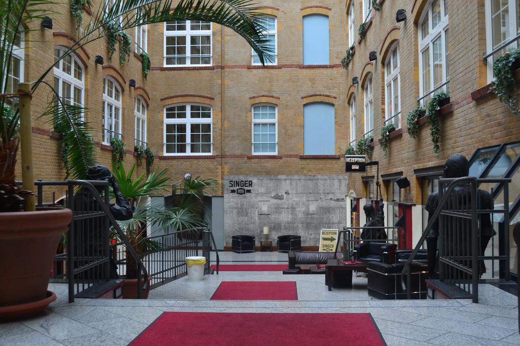 Singer109 Hotel&apartment Hostel